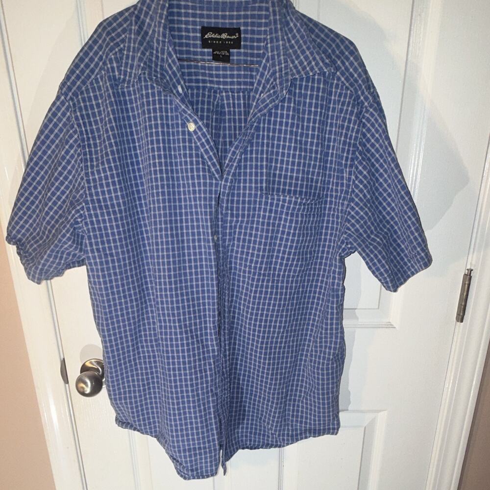 Eddie Bauer Men's Blue Plaid Short Sleeve Button-Up Shirt Pockets 100% Cotton L
